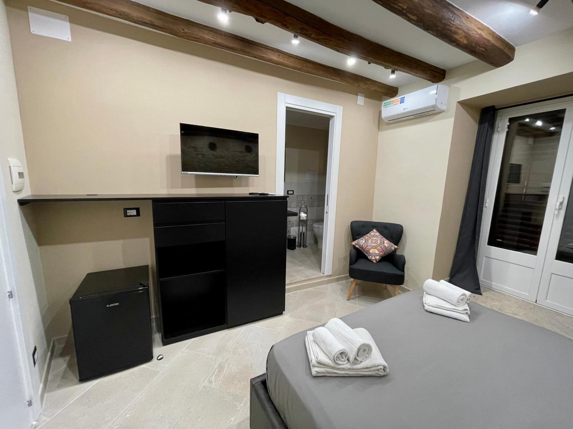 Tommy'S Rooms Palermo Luaran gambar